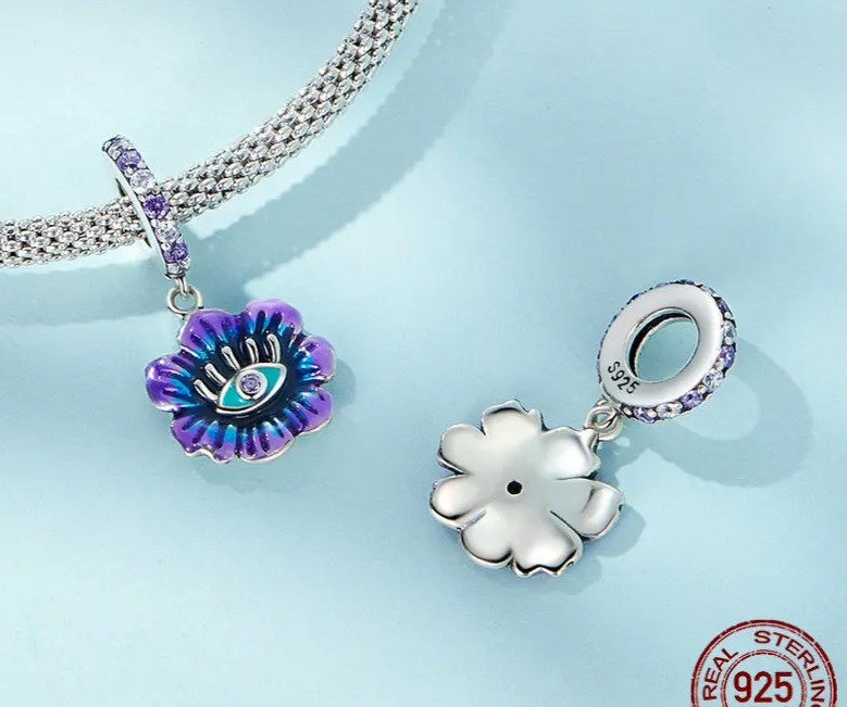  Flower Shaped Rhinestone Beads 