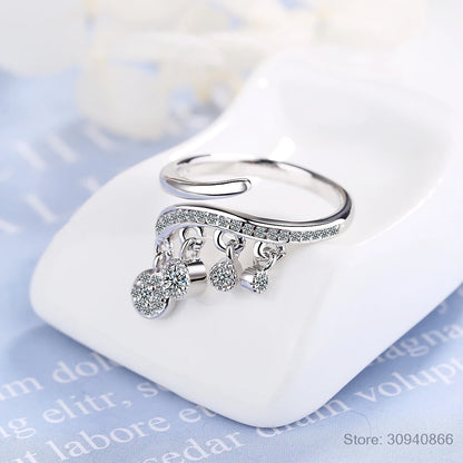 1.1CTTW Round Moissanite Ring for Women, White Gold Plated D Color VVS1 Lab Diamond 925 Sterling Silver Engagement Ring MSR009