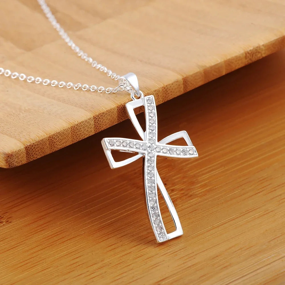 sterling silver necklace with pendant